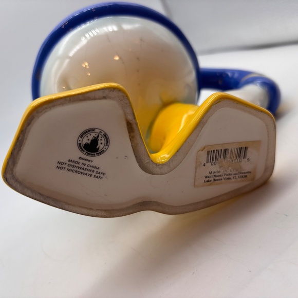 Disney Theme Parks Donald Duck 'Donald' Feet Novelty Ceramic Coffee Mug - Picture 14 of 16